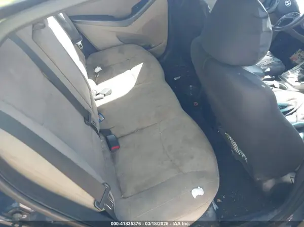 KMHDH4AE4GU606430 2016 HYUNDAI ELANTRA - Image 8