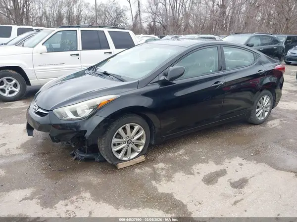 KMHDH4AE4GU607528 2016 HYUNDAI ELANTRA - Image 2