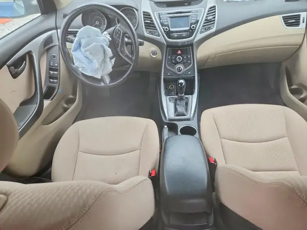 KMHDH4AE4GU618982 2016 HYUNDAI ELANTRA - Image 8