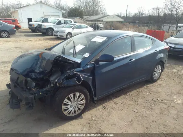 KMHDH4AE4GU619744 2016 HYUNDAI ELANTRA - Image 2