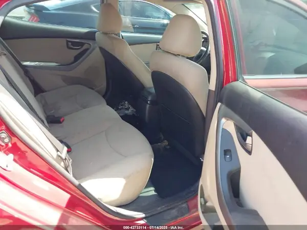 KMHDH4AE4GU623793 2016 HYUNDAI ELANTRA - Image 8