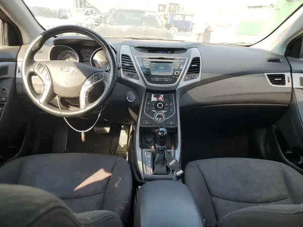 KMHDH4AE4GU624068 2016 HYUNDAI ELANTRA - Image 8