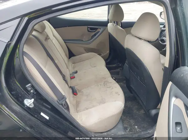 KMHDH4AE4GU626581 2016 HYUNDAI ELANTRA - Image 8