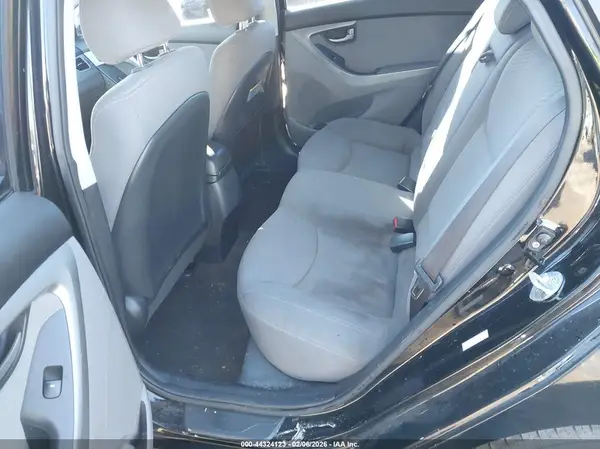 KMHDH4AE4GU628394 2016 HYUNDAI ELANTRA - Image 8