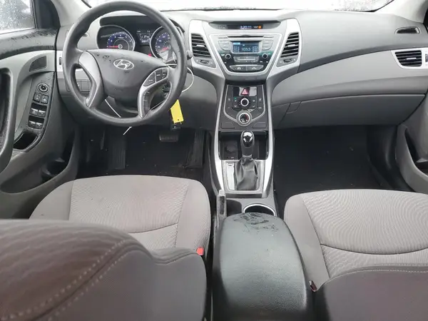 KMHDH4AE4GU632882 2016 HYUNDAI ELANTRA - Image 8
