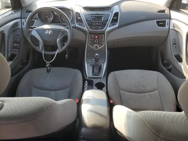 KMHDH4AE4GU633630 2016 HYUNDAI ELANTRA - Image 8
