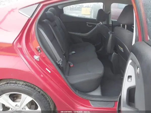KMHDH4AE4GU634762 2016 HYUNDAI ELANTRA - Image 8