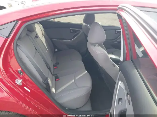KMHDH4AE4GU637743 2016 HYUNDAI ELANTRA - Image 8