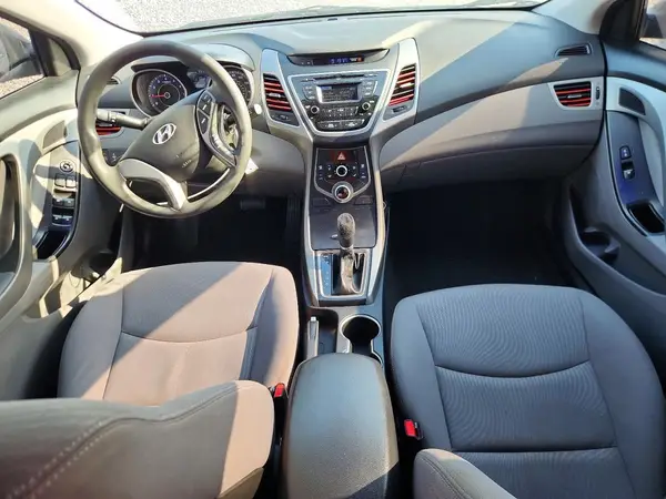 KMHDH4AE4GU646183 2016 HYUNDAI ELANTRA - Image 8