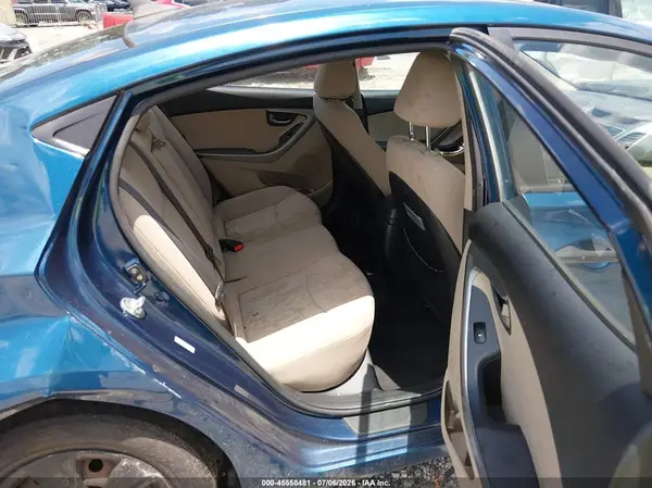 KMHDH4AE5GU477596 2016 HYUNDAI ELANTRA - Image 8