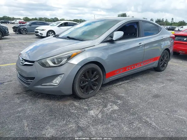 KMHDH4AE5GU480059 2016 HYUNDAI ELANTRA - Image 2