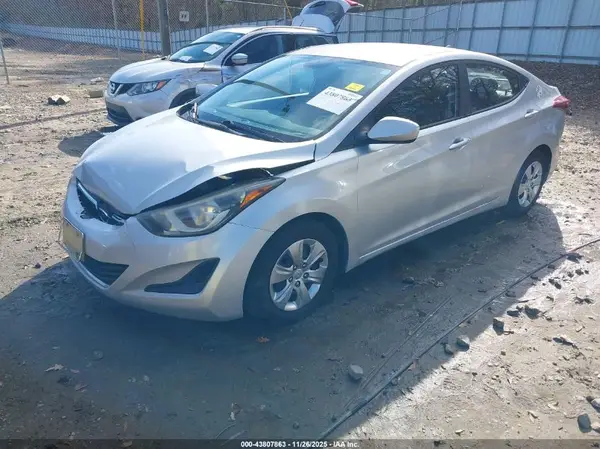 KMHDH4AE5GU481177 2016 HYUNDAI ELANTRA - Image 2