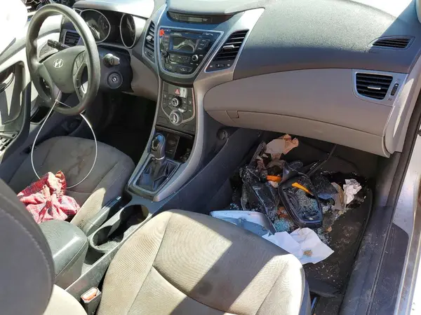 KMHDH4AE5GU481194 2016 HYUNDAI ELANTRA - Image 8