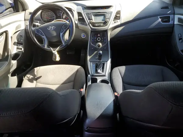KMHDH4AE5GU504831 2016 HYUNDAI ELANTRA - Image 8