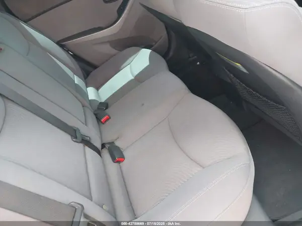 KMHDH4AE5GU511701 2016 HYUNDAI ELANTRA - Image 8