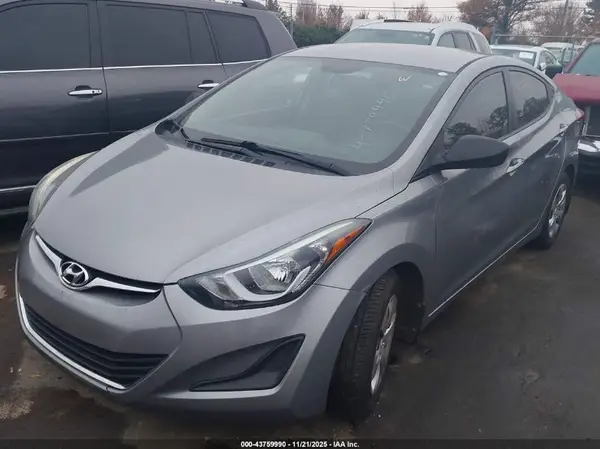 KMHDH4AE5GU528322 2016 HYUNDAI ELANTRA - Image 2