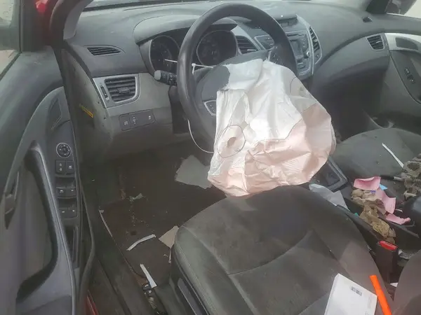 KMHDH4AE5GU542334 2016 HYUNDAI ELANTRA - Image 8