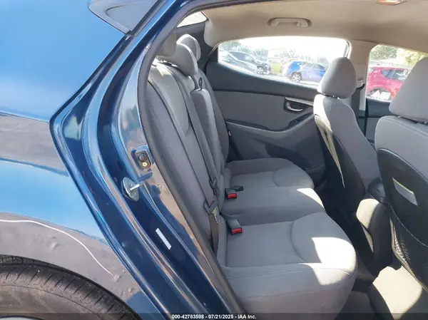 KMHDH4AE5GU543502 2016 HYUNDAI ELANTRA - Image 8