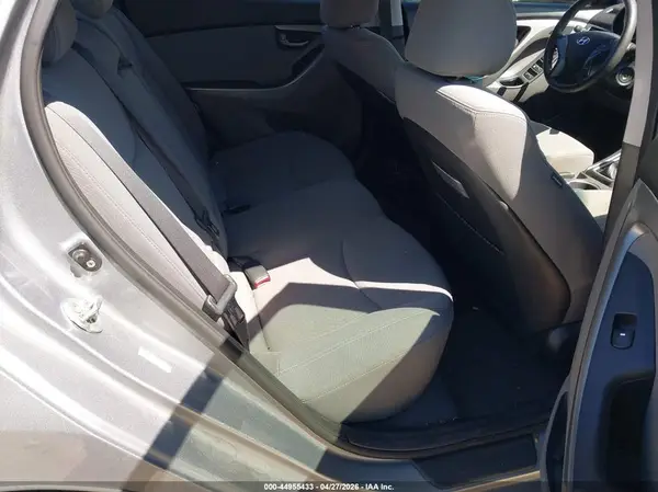 KMHDH4AE5GU543709 2016 HYUNDAI ELANTRA - Image 8