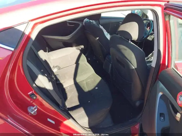KMHDH4AE5GU555312 2016 HYUNDAI ELANTRA - Image 8