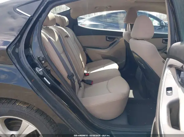 KMHDH4AE5GU560980 2016 HYUNDAI ELANTRA - Image 8