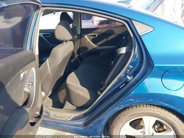 KMHDH4AE5GU564740 2016 HYUNDAI ELANTRA - Image 8