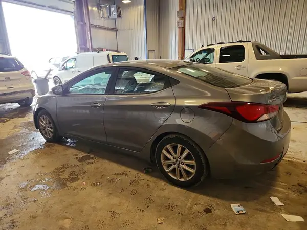 KMHDH4AE5GU568061 2016 HYUNDAI ELANTRA - Image 2