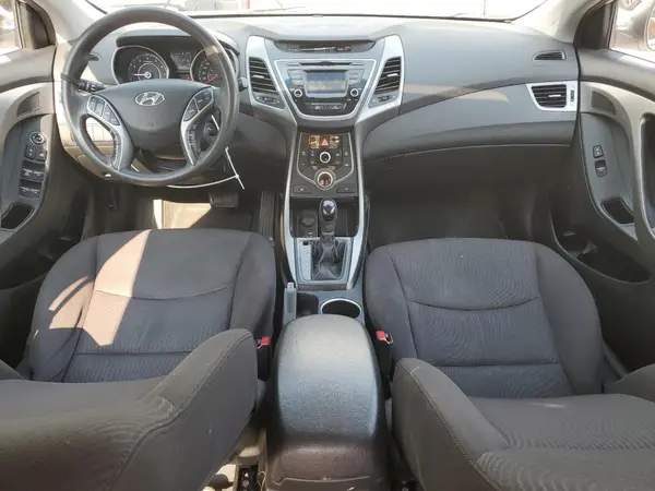 KMHDH4AE5GU569565 2016 HYUNDAI ELANTRA - Image 8