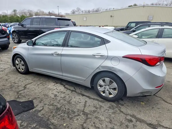 KMHDH4AE5GU576046 2016 HYUNDAI ELANTRA - Image 2
