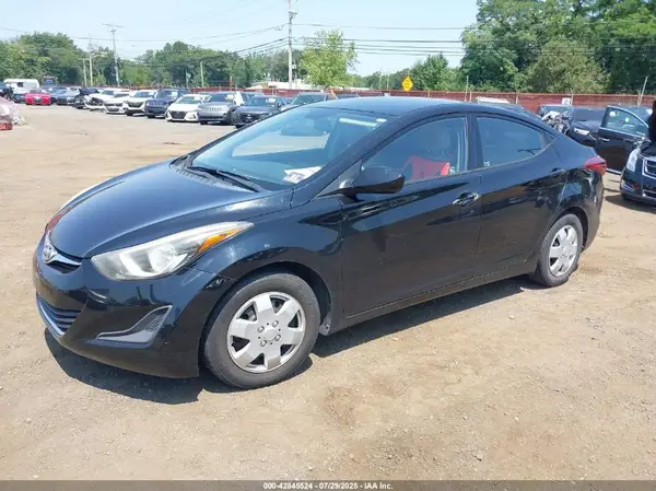 KMHDH4AE5GU579559 2016 HYUNDAI ELANTRA - Image 2