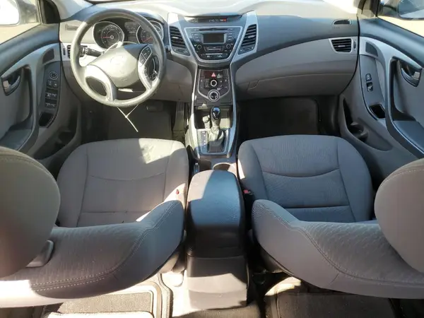 KMHDH4AE5GU581795 2016 HYUNDAI ELANTRA - Image 8