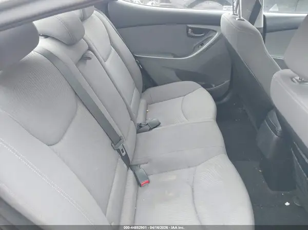 KMHDH4AE5GU581893 2016 HYUNDAI ELANTRA - Image 8