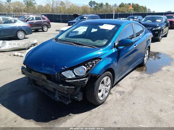 KMHDH4AE5GU586849 2016 HYUNDAI ELANTRA - Image 2
