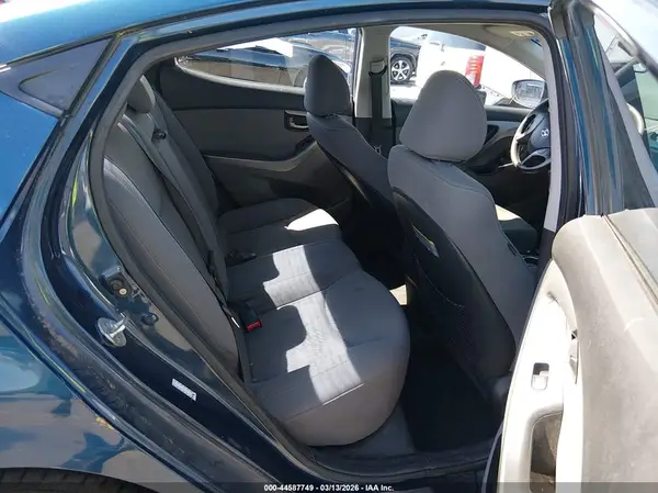 KMHDH4AE5GU586849 2016 HYUNDAI ELANTRA - Image 8