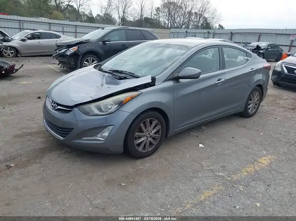 KMHDH4AE5GU588195 2016 HYUNDAI ELANTRA - Image 2