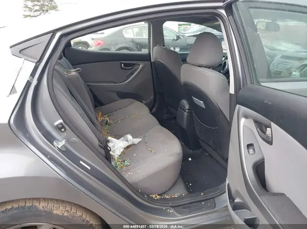 KMHDH4AE5GU588195 2016 HYUNDAI ELANTRA - Image 8