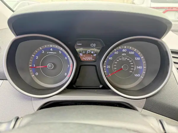 KMHDH4AE5GU588391 2016 HYUNDAI ELANTRA - Image 8