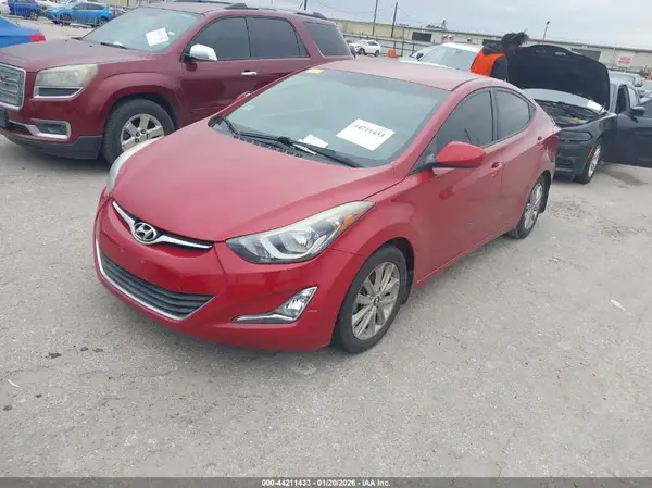KMHDH4AE5GU598838 2016 HYUNDAI ELANTRA - Image 2