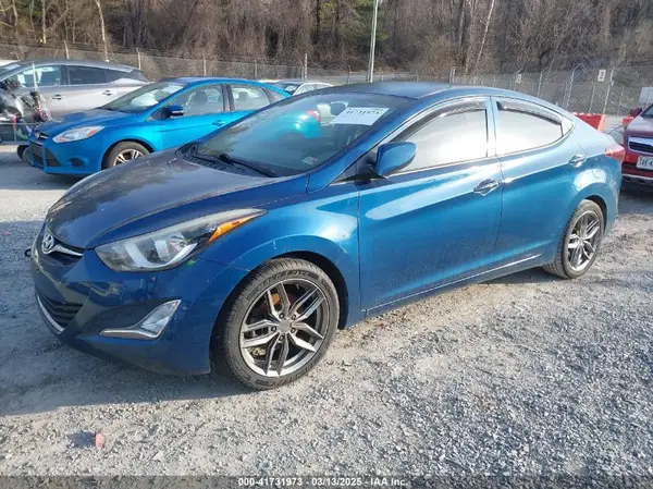 KMHDH4AE5GU600930 2016 HYUNDAI ELANTRA - Image 2
