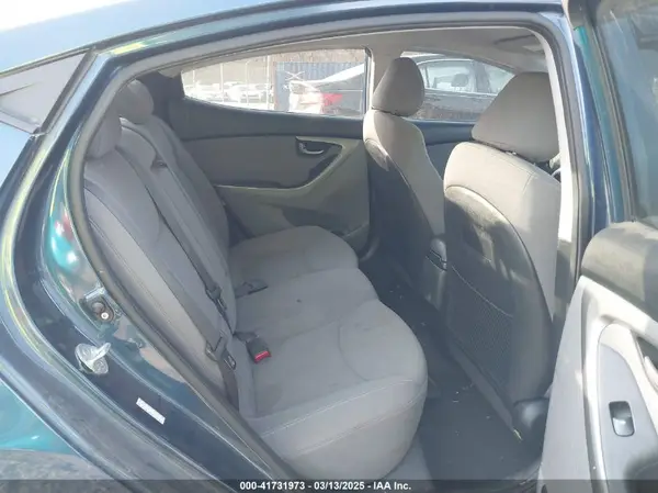 KMHDH4AE5GU600930 2016 HYUNDAI ELANTRA - Image 8