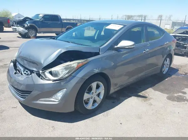 KMHDH4AE5GU603519 2016 HYUNDAI ELANTRA - Image 2