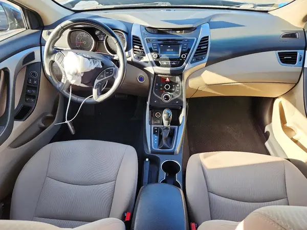 KMHDH4AE5GU607635 2016 HYUNDAI ELANTRA - Image 8