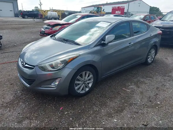 KMHDH4AE5GU621843 2016 HYUNDAI ELANTRA - Image 2