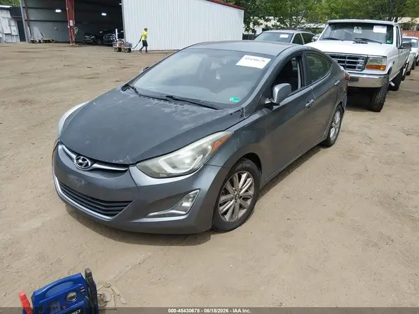 KMHDH4AE5GU621938 2016 HYUNDAI ELANTRA - Image 2