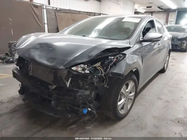 KMHDH4AE5GU624984 2016 HYUNDAI ELANTRA - Image 2