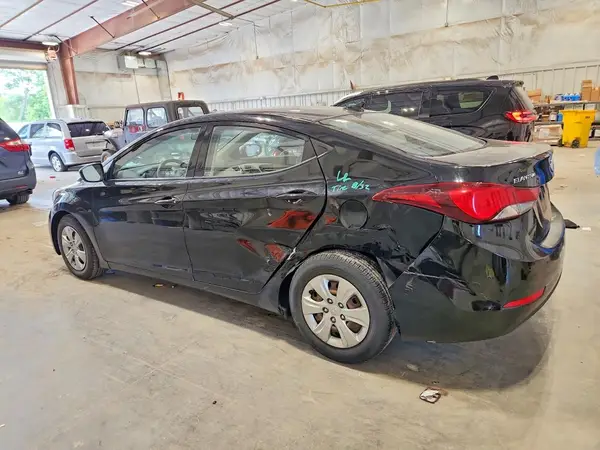 KMHDH4AE5GU632504 2016 HYUNDAI ELANTRA - Image 2