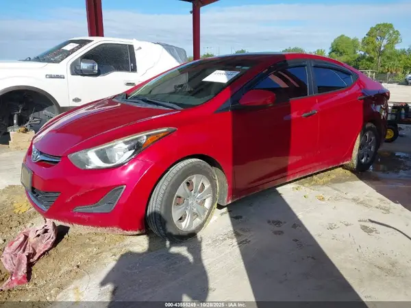 KMHDH4AE5GU634155 2016 HYUNDAI ELANTRA - Image 2
