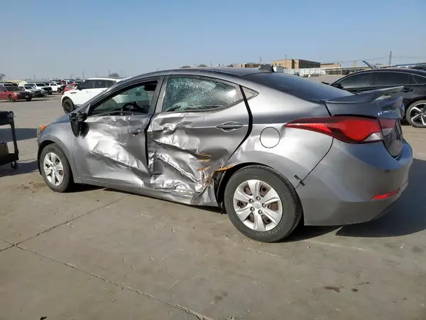 KMHDH4AE5GU636570 2016 HYUNDAI ELANTRA - Image 2