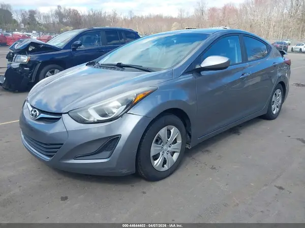 KMHDH4AE5GU641252 2016 HYUNDAI ELANTRA - Image 2