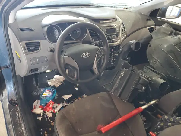 KMHDH4AE5GU644779 2016 HYUNDAI ELANTRA - Image 8